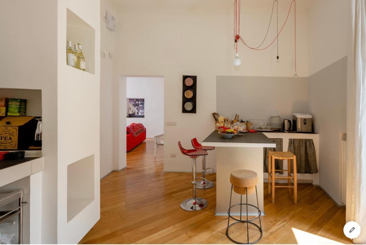 Bijoux Luxury Apartment In Old Town Бари Екстериор снимка