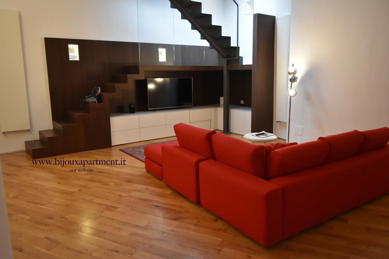 Bijoux Luxury Apartment In Old Town Бари Екстериор снимка